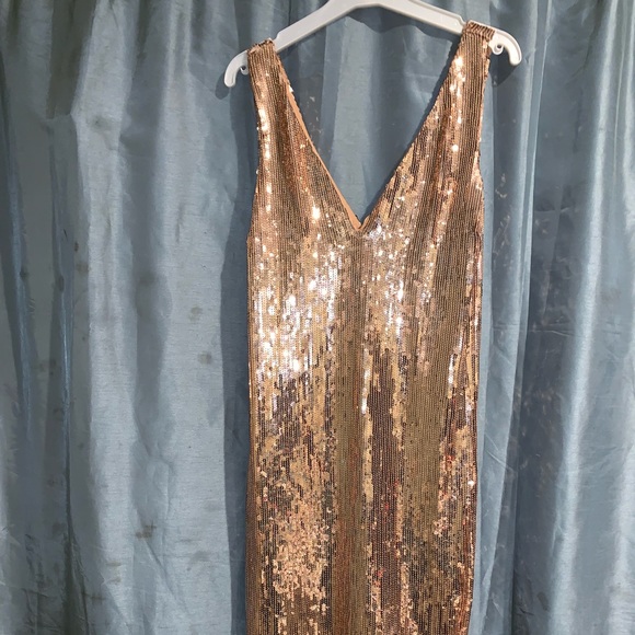 Dresses & Skirts - Gold sequin dress Dresses & Skirts - Gold sequin dress